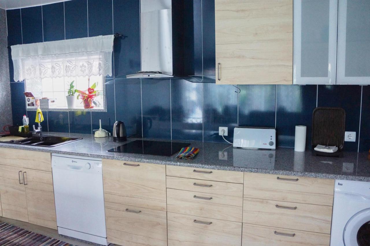 Casinha Das Bonecas - Casa Com Piscina Privada Aveiro Exterior foto