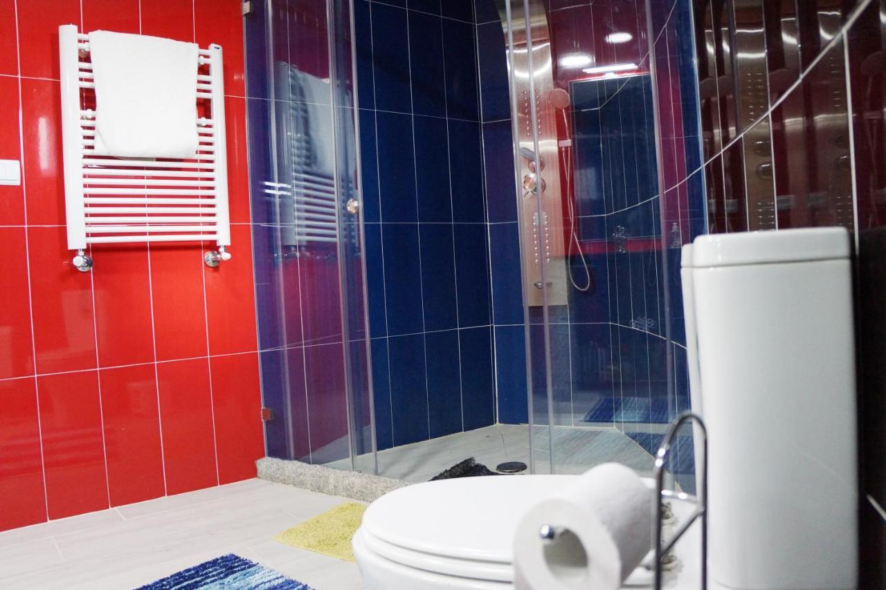 Casinha Das Bonecas - Casa Com Piscina Privada Aveiro Exterior foto